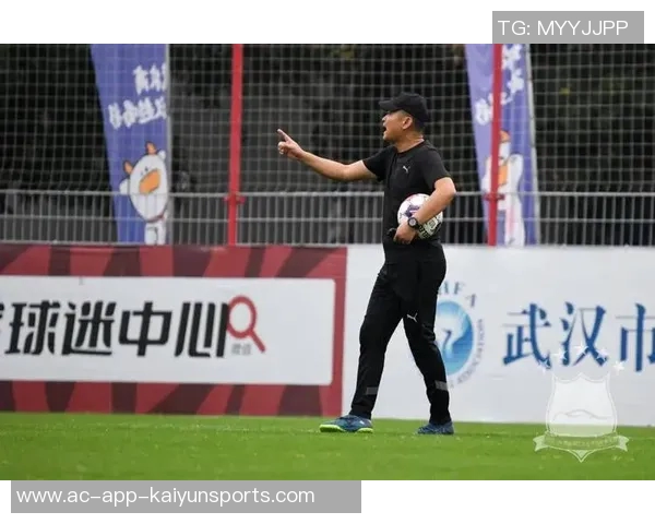 绝杀时刻姜晨璟冷静推射破门VAR确认有效武汉女足暂时领先对手 绝杀时刻姜晨璟冷静推射破门VAR确认有效武汉女足暂时领先对手