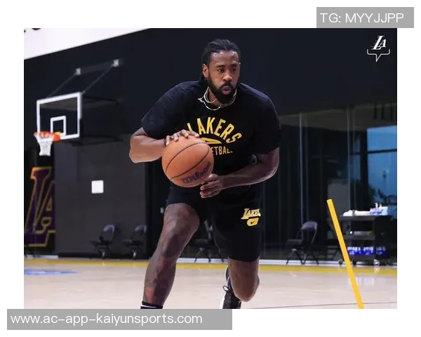 小乔丹表现出色半场7分钟高效贡献7分3板助力球队