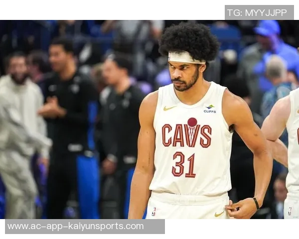 阿伦轻松发挥12投7中贡献20分7篮板2助攻1抢断展现出色状态