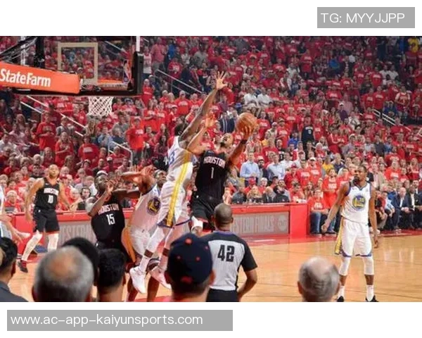 凯利：在关键时刻把握机会我会全力以赴命中每一个空位投篮