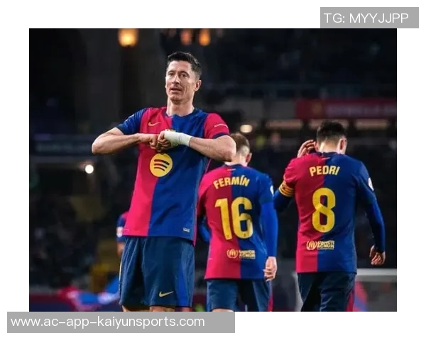 欧冠历史最多赛季破门榜揭晓梅西本泽马领衔莱万紧随其后